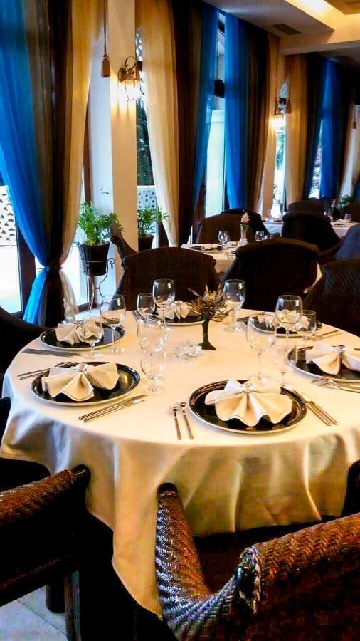 Familly Art Hotel Nirvana Sjumen Eksteriør bilde