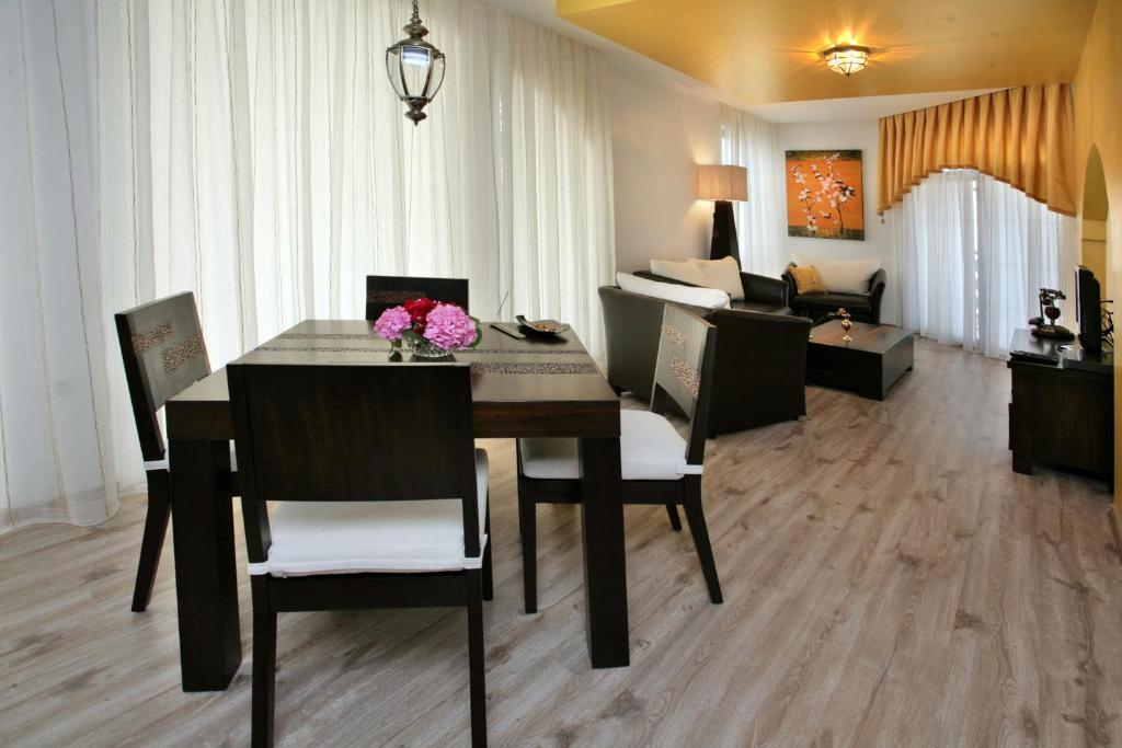 Familly Art Hotel Nirvana Sjumen Rom bilde
